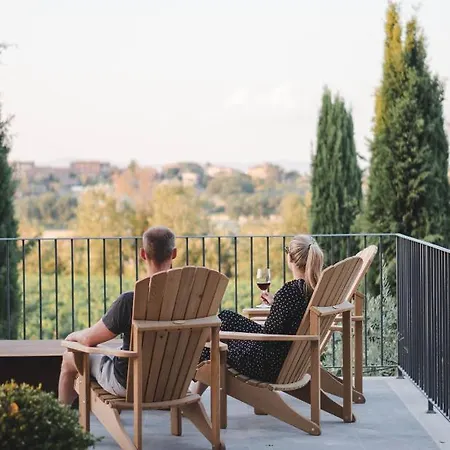 Borgo San Vincenzo 4*