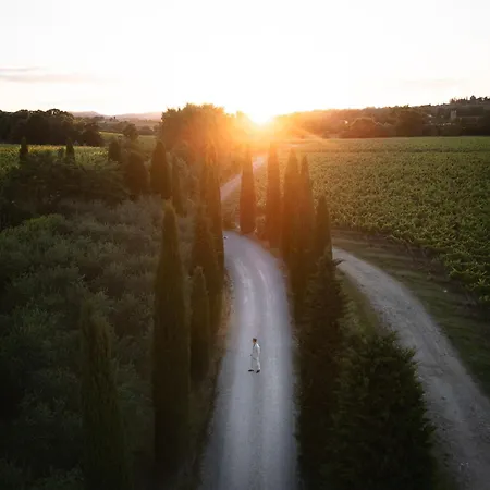 Borgo San Vincenzo 4*