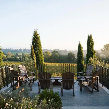 Borgo San Vincenzo Hotel 4*