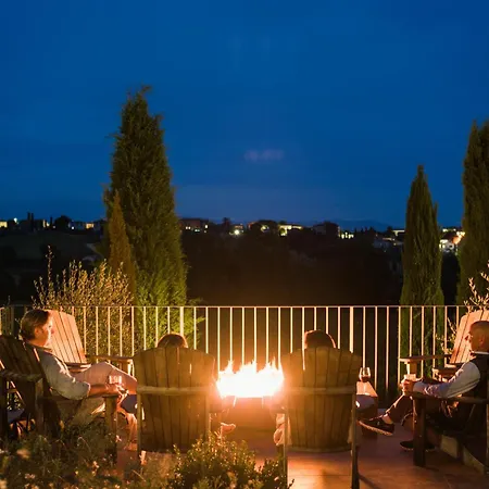 Borgo San Vincenzo Hotel 4*