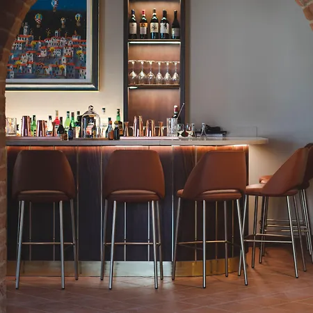 Borgo San Vincenzo 4*