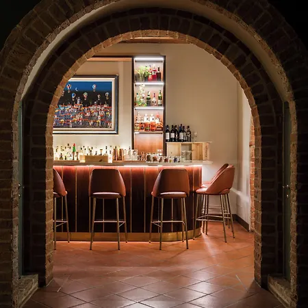 Borgo San Vincenzo Монтепульчано