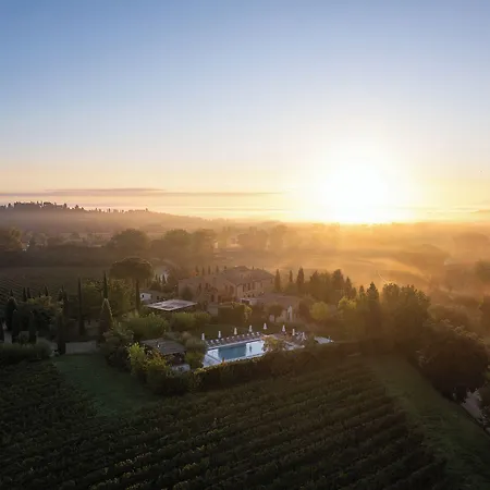 Отель Borgo San Vincenzo 4*