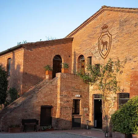Borgo San Vincenzo Hotel 4*